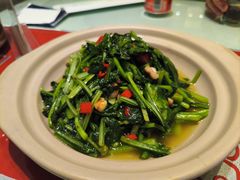 -吴记酱骨炖菜馆(西大直街店)