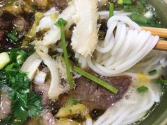 -全家福米线