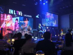 -INLOVE Live House
