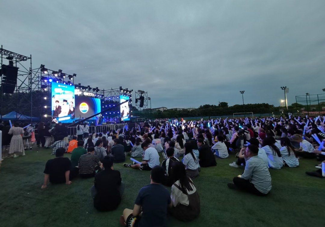 狂欢音乐节热浪