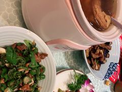 -小六汤包砂煲菜(文景路店)
