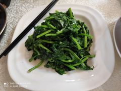 清炒豌豆尖-云腾食府·云南菜