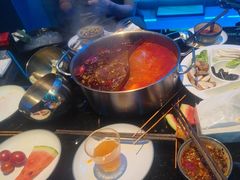 -唯爱KTV聚会餐厅(仙林东城汇店)