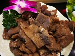 坨坨香牛肉-大龙辣火锅·龙虾·烧烤(湖滨新天地店)