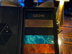-OZONE 顶楼酒吧(香港丽思卡尔顿酒店)