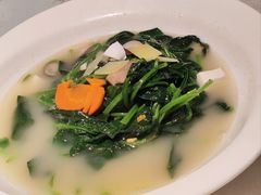 上汤菠菜-维园悦谱·海派家常菜(乌鲁木齐南路店)