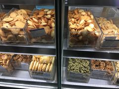 -上海哈尔滨食品厂(汇联商厦店)