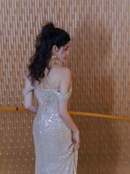 -不晚国际婚纱礼服