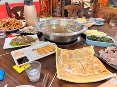 -乡土黄·鲜牛肉火锅·小龙虾(兴业街店)