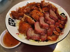 烧鹅拼叉烧饭-吾家香港烧腊专门店