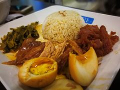 -Pier 21 (Terminal 21 Asok)
