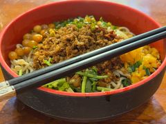 -爆炸头阿姨小四川正宗川味小吃(无任何分店)