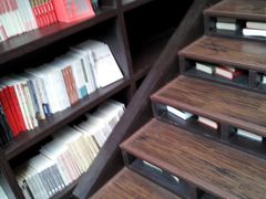 书架-钟书阁(松江泰晤士小镇店)