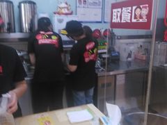 -沪上阿姨鲜果茶(华新大街店)