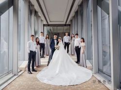 -欣薇婚纱(新源乐汇城店)