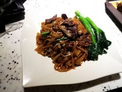 -百威KTV(恒福路店)