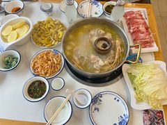 -朴小妹人参鸡汤火锅(长白山万达店)