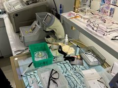 -新视达眼镜店·蔡司·依视路(名镜苑店)