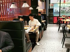 大堂-青年公社烤鸭(蜀山万象汇店)