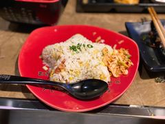 火腿蛋炒饭-何师烧烤Pro ·江湖川菜·小龙虾·精酿(太古里旗舰店)