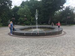 沿着右边那条小路就是餐厅了-O'panas