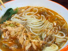 -二钢串叔麻辣烫(华龙大厦店)