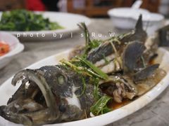 -四川小胡子海鲜(丁村万人海鲜广场店)