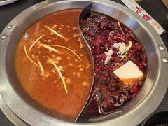 -沸炉重庆老火锅(军事博物馆店)