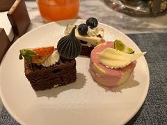 -南京长江之舟华邑酒店·鲜艳自助餐厅