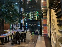 -钟书阁(松江泰晤士小镇店)