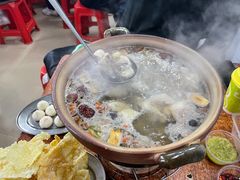 -威邵鸡煲(西华路总店)