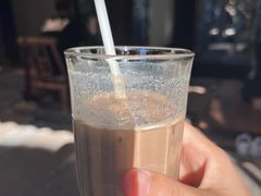 摩卡奇诺-Metal hands·铁手咖啡