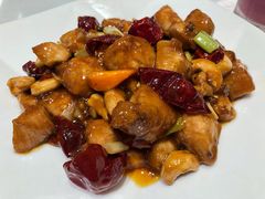 宫保腰果鸡丁-鹿港小镇(金虹桥国际中心店)