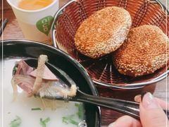 -万红路羊汤烧饼店(将台路店)