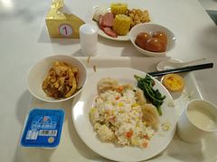 -白玉兰商务酒店(沈阳陆军总院店)