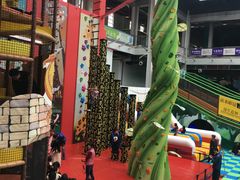 -蒙特利亲子乐园