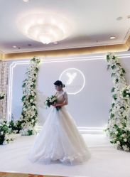 -艾米丽婚纱礼服