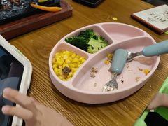 -西语炭烧牛排·西厨(石龙店)