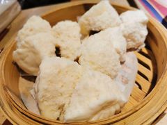 蜜汁叉烧包-点都德(大茶楼店)