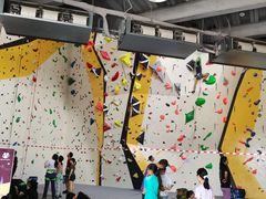 -问山MountQuest攀岩馆