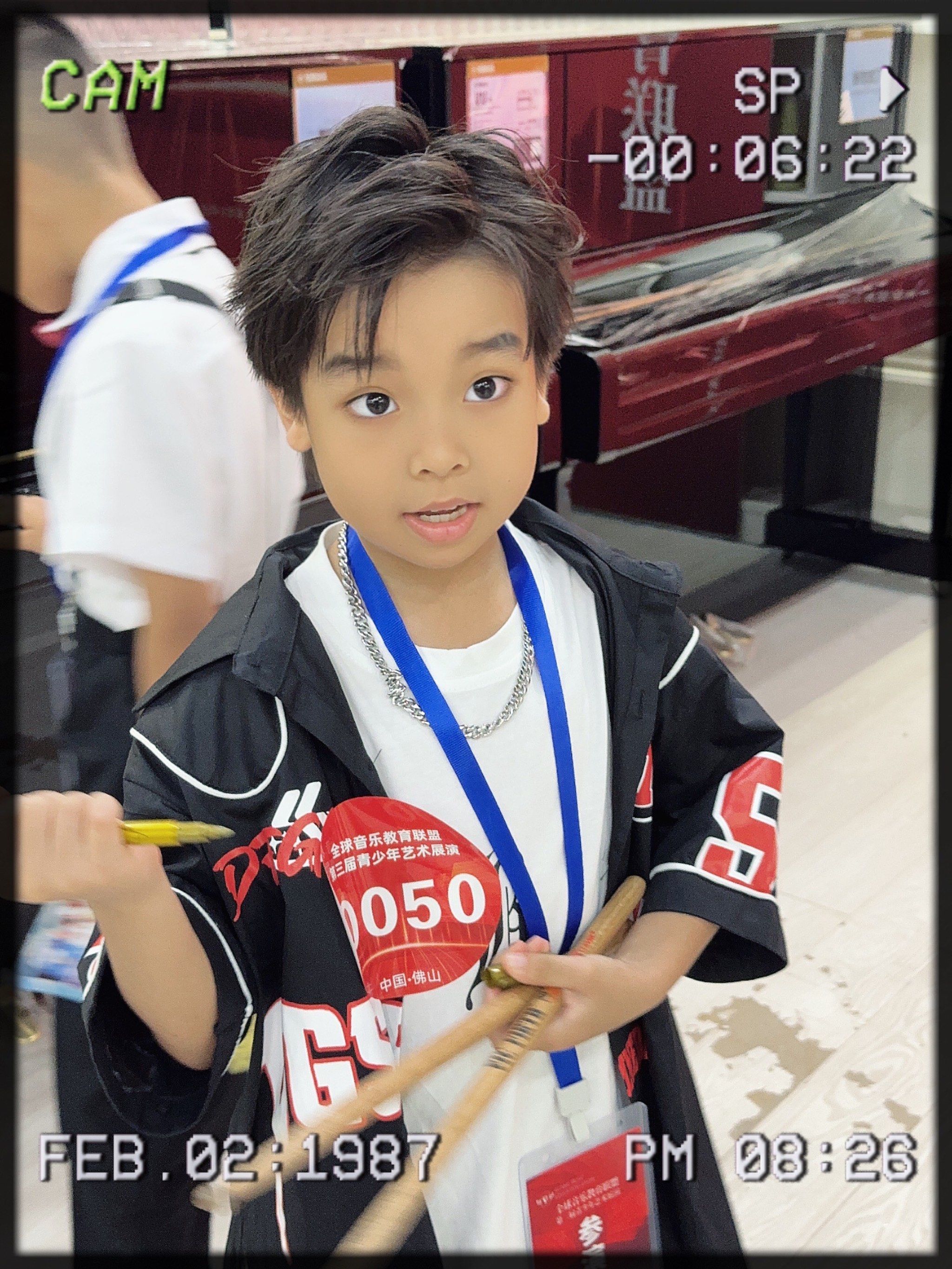 架子鼓比赛,太帅了