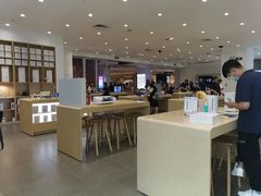 -华为授权体验店(中山公园来福士)