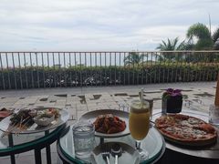 -日落吧·海景咖啡厅·餐酒吧·鸡尾酒·下午茶·乐队表演·浪漫夕阳·三亚文华东方酒店