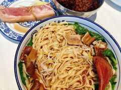 -镇南锅盖面馆(解放路店)