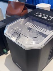 -佳颜轻医美·美学抗衰中心