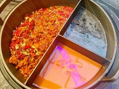 -热火朝天鲜切牛肉火锅(南强街巷店)