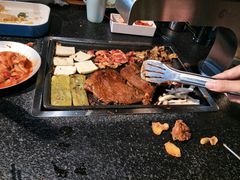 -金三顺韩式炭火烤肉店(中华路店)