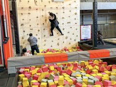 -嗨翻Hi-Fun竞技主题乐园·蹦床亲子生日轰趴(国光1937店)