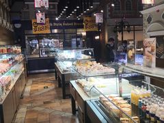 面包甜点陈列柜-味多美蛋糕(航天桥店)