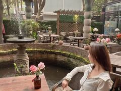 -Golden Lily河内巴黎法越料理餐厅(建国西路店)